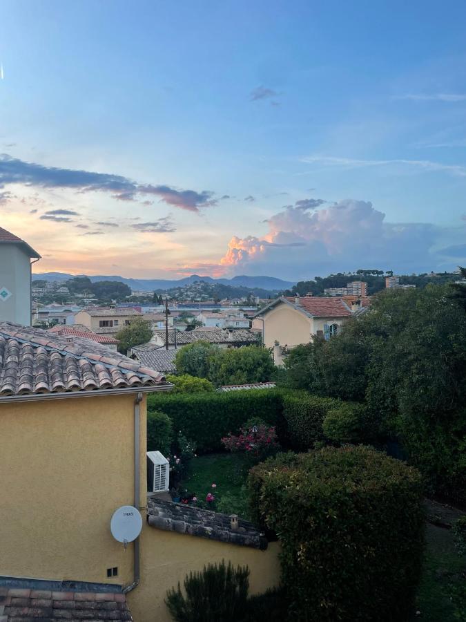 T2 Au Calme, Proche Des Plages, Climatise Et Parking Prive Cagnes-sur-Mer Eksteriør billede