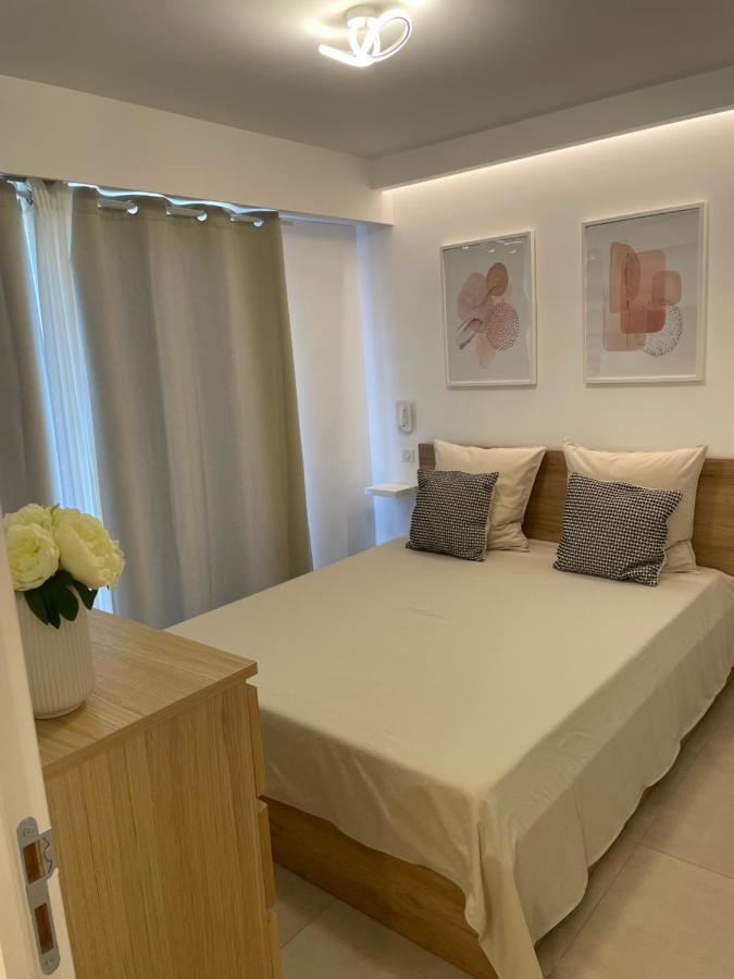 T2 Au Calme, Proche Des Plages, Climatise Et Parking Prive Cagnes-sur-Mer Eksteriør billede